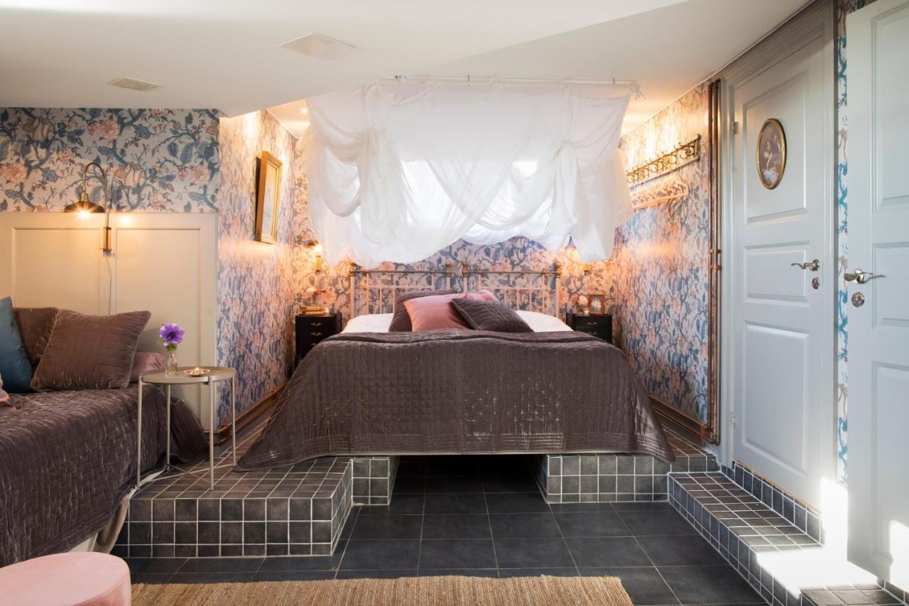 Strandvillan Hotell Och Bed & Breakfast Lysekil Esterno foto