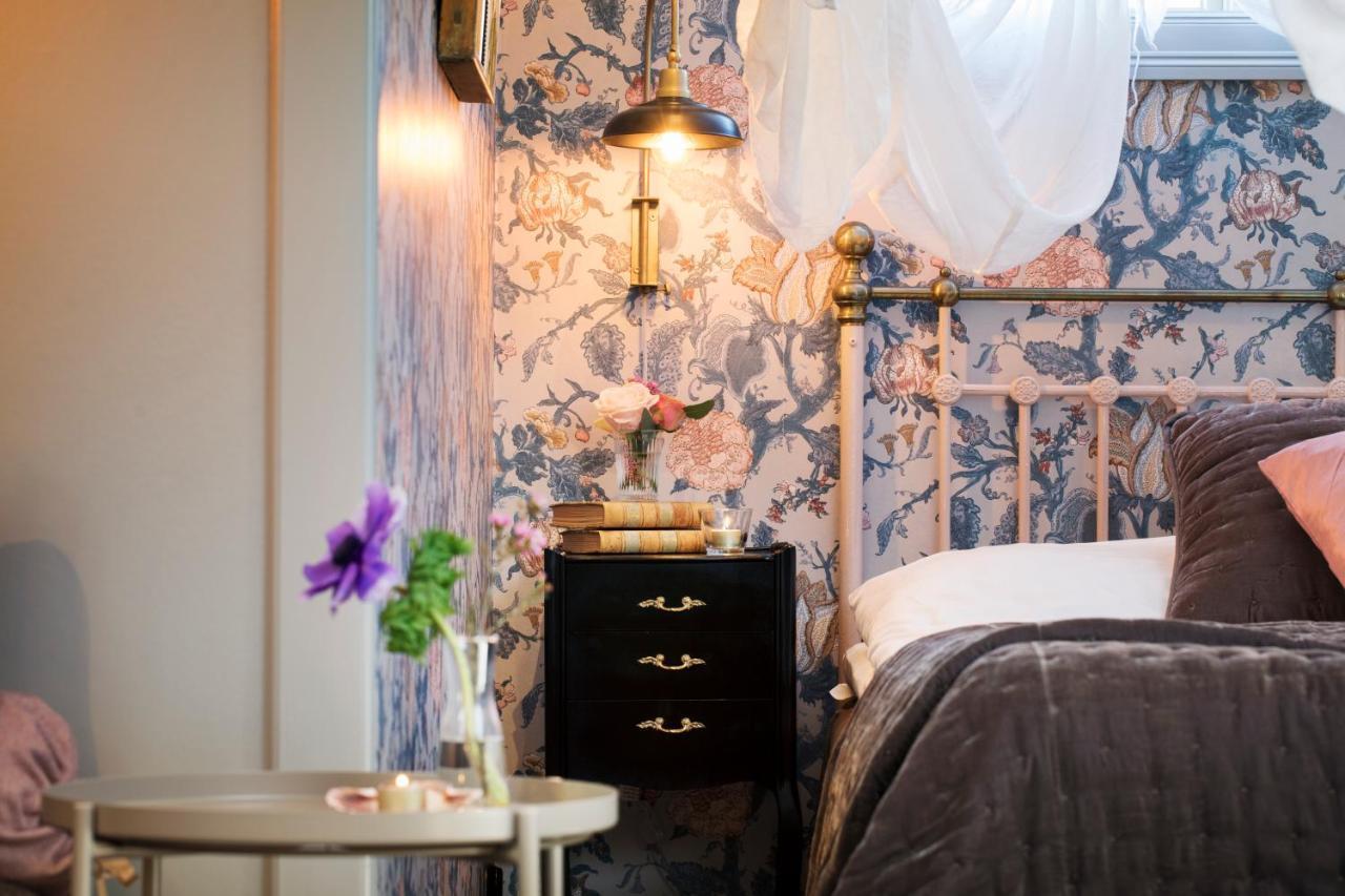Strandvillan Hotell Och Bed & Breakfast Lysekil Esterno foto