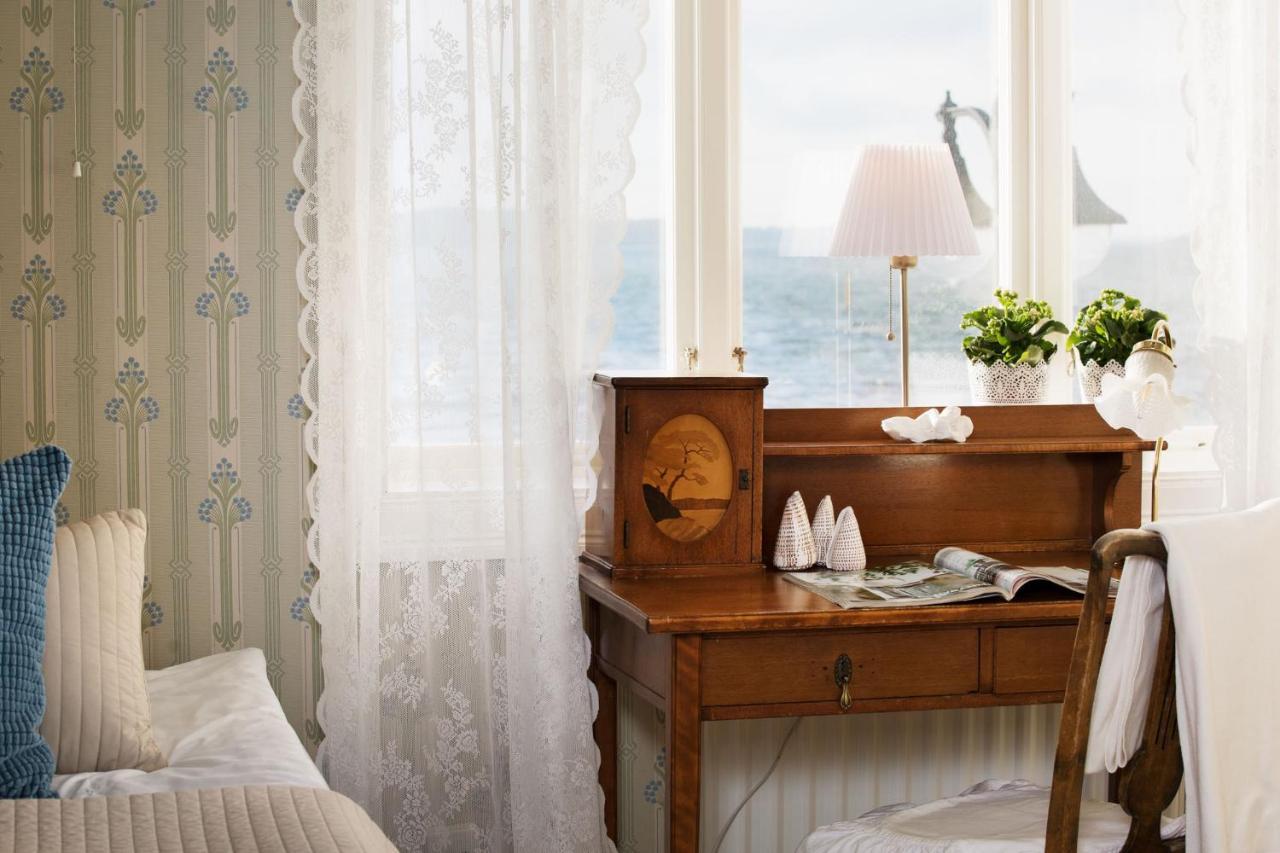 Strandvillan Hotell Och Bed & Breakfast Lysekil Esterno foto
