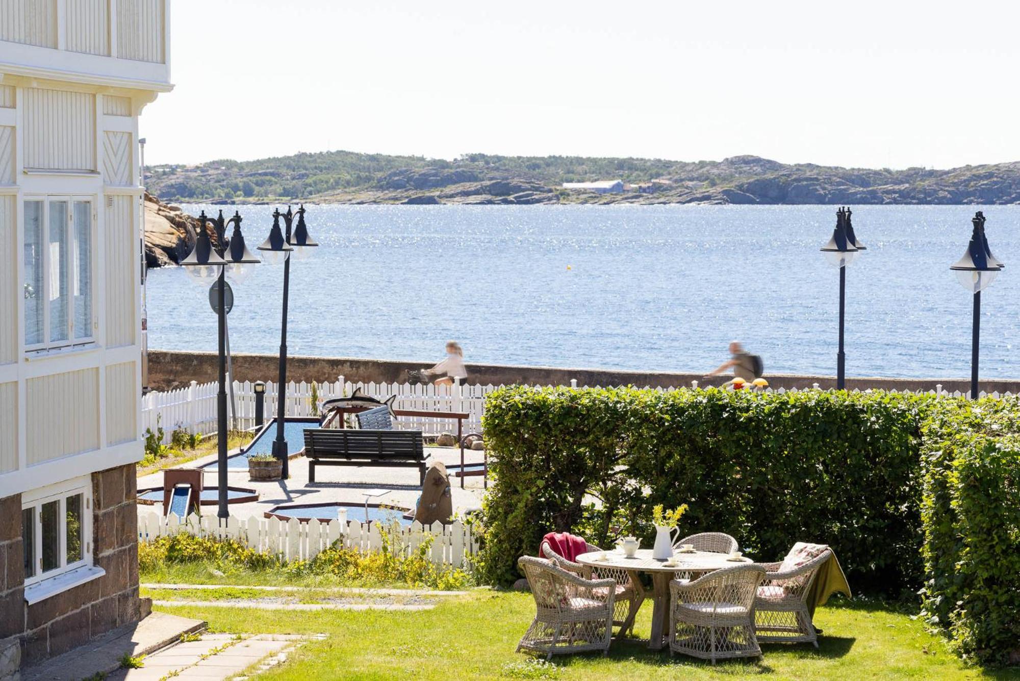 Strandvillan Hotell Och Bed & Breakfast Lysekil Esterno foto