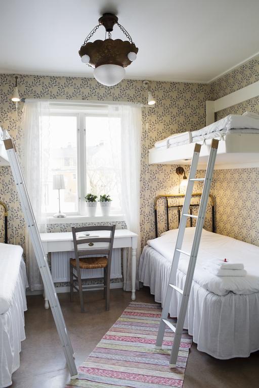 Strandvillan Hotell Och Bed & Breakfast Lysekil Esterno foto