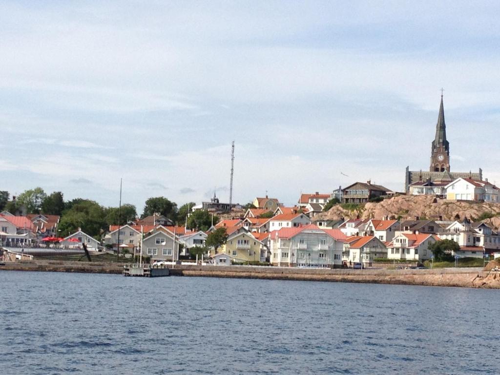 Strandvillan Hotell Och Bed & Breakfast Lysekil Esterno foto