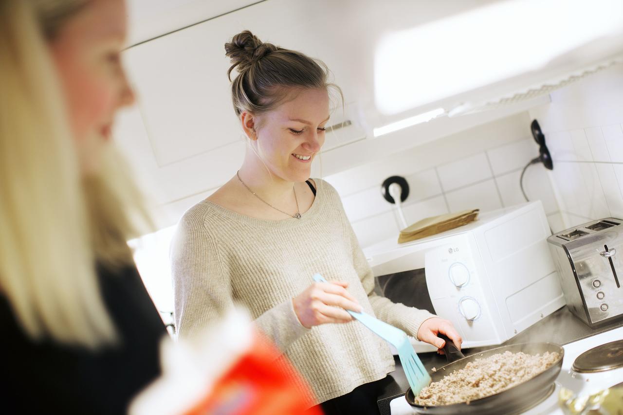 Strandvillan Hotell Och Bed & Breakfast Lysekil Esterno foto