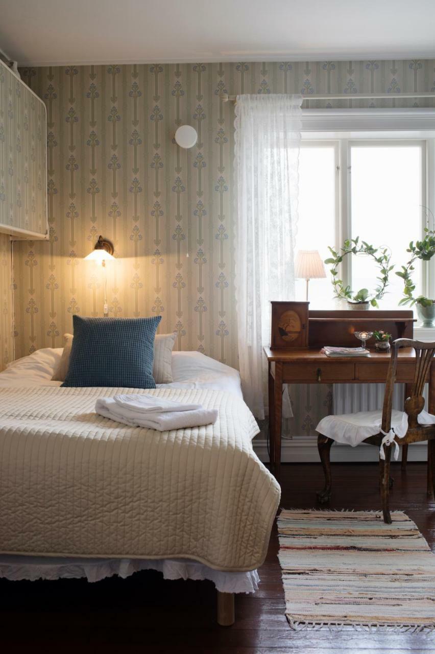 Strandvillan Hotell Och Bed & Breakfast Lysekil Esterno foto